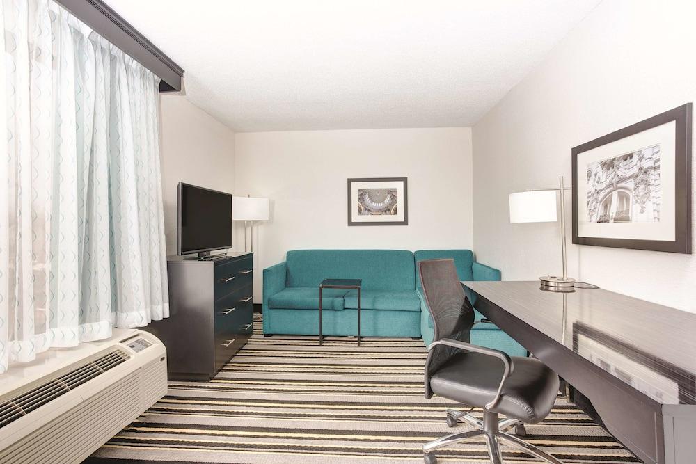Готель Oyo Townhouse Jackson - Ridgeland Екстер'єр фото