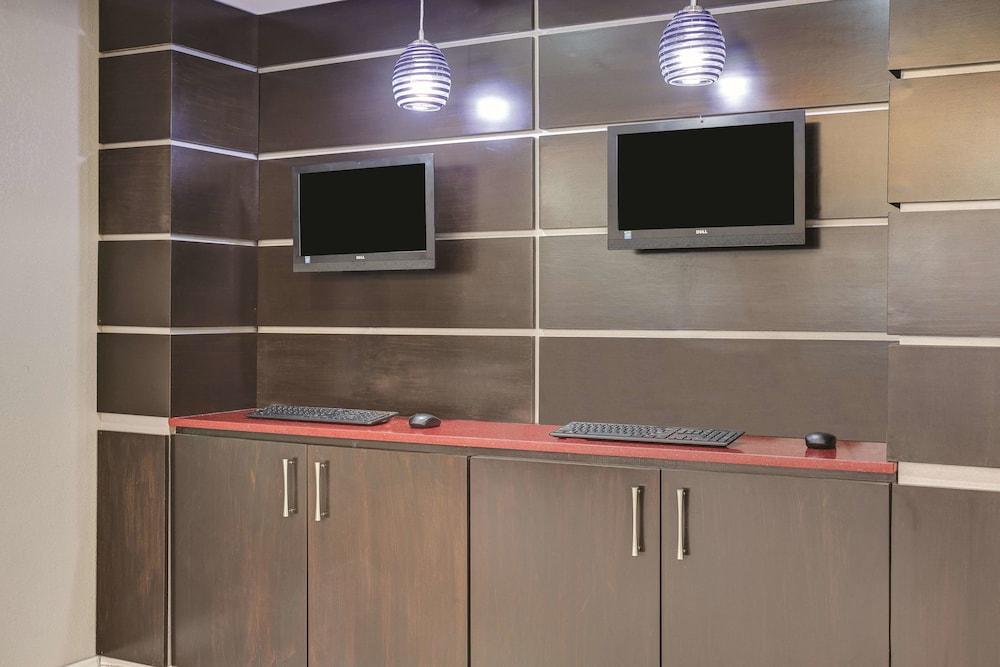Готель Oyo Townhouse Jackson - Ridgeland Екстер'єр фото