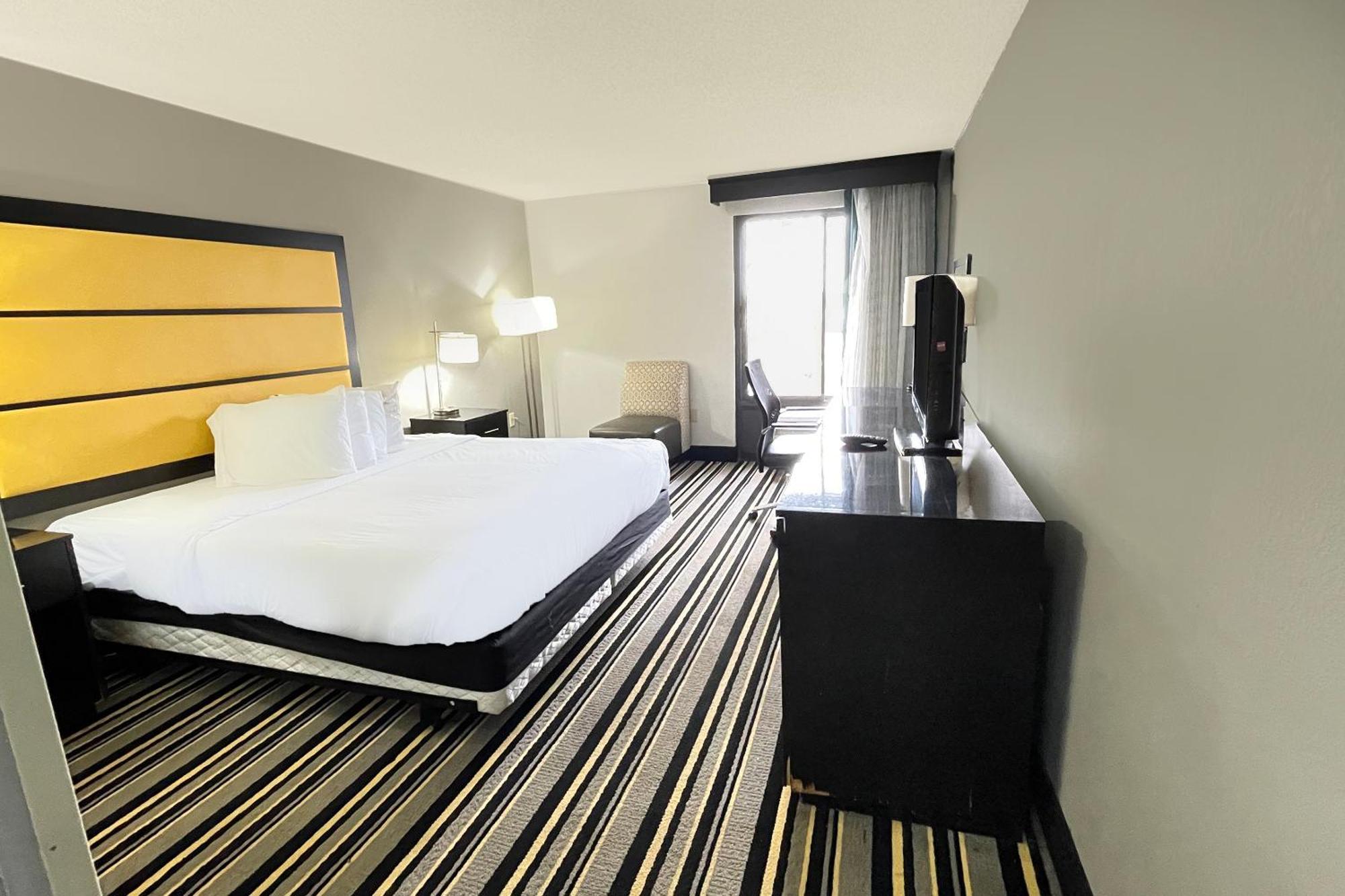 Готель Oyo Townhouse Jackson - Ridgeland Екстер'єр фото