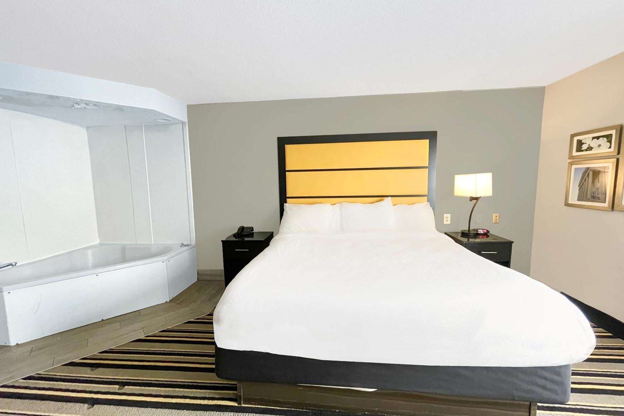 Готель Oyo Townhouse Jackson - Ridgeland Екстер'єр фото